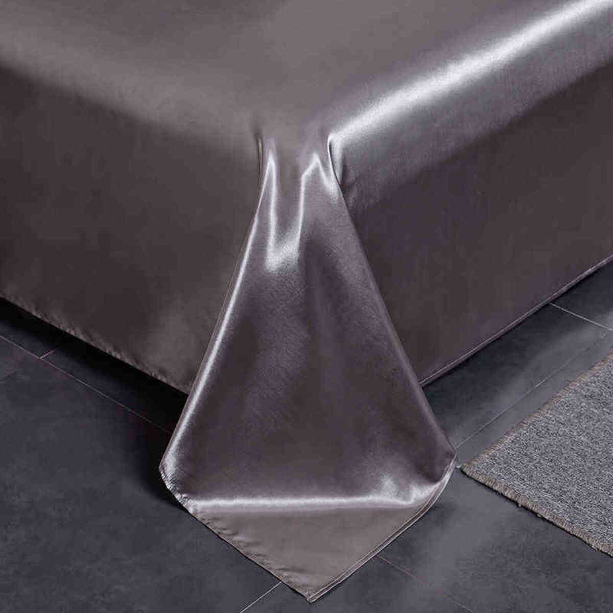 Luxury Designer Double Sided Ice Silk Bed Sheet Double Single Summer Linen Machine Washable Solid Color 220112 Free Shipping