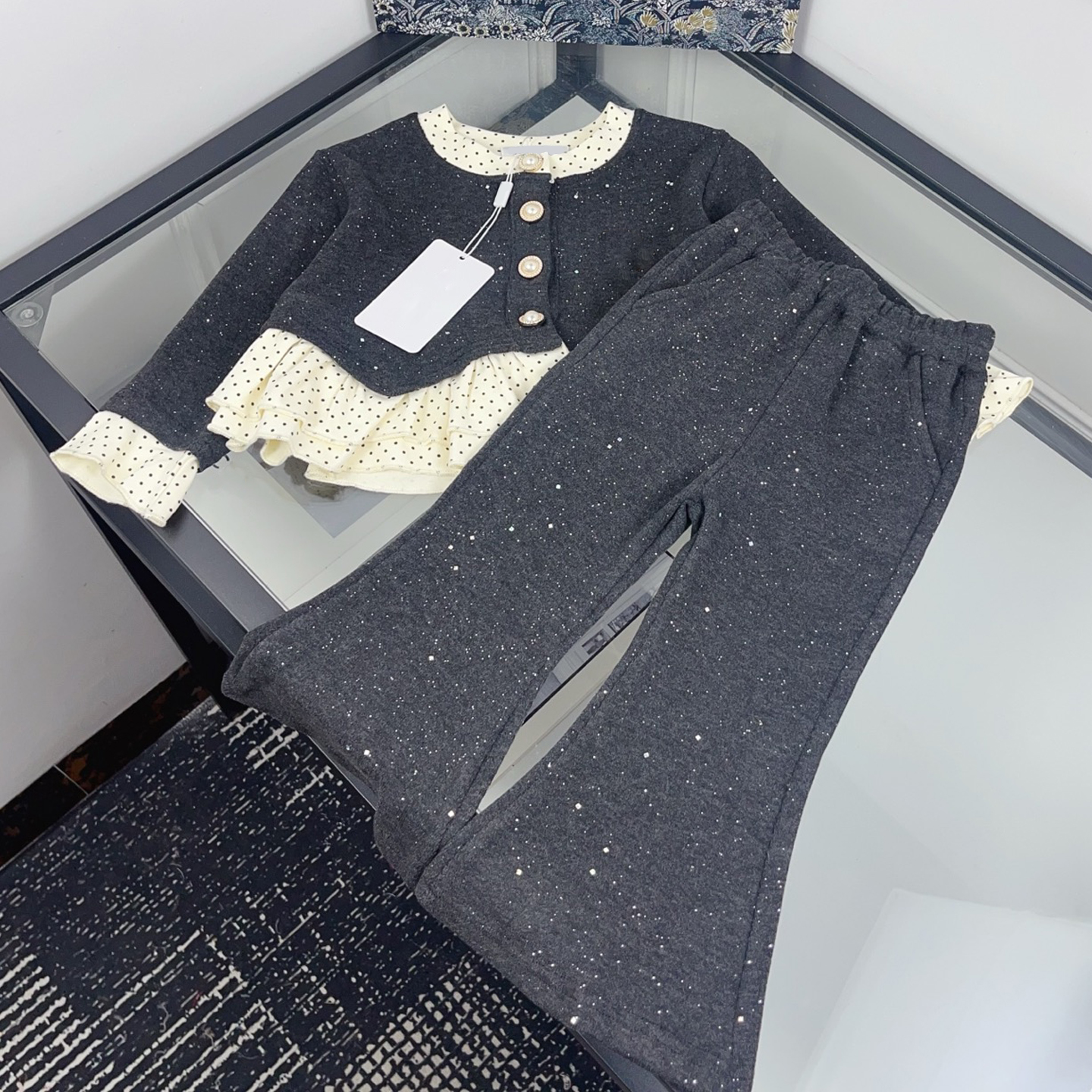 Designer Girls Outfit Set 2Pcs Kids Lace Trim Long Sleeve Top Sparkle Flared Pants Toddler Polka Dot Sequined Children Clothes Set Size 80-160CM