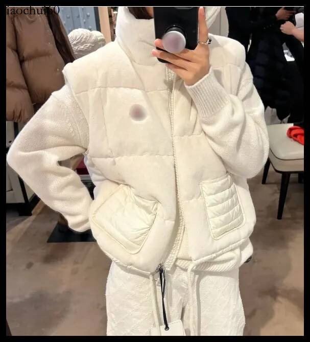 Autumn winter series women's vest with stand up collar design windproof warm white goose down lightweight and comfortable