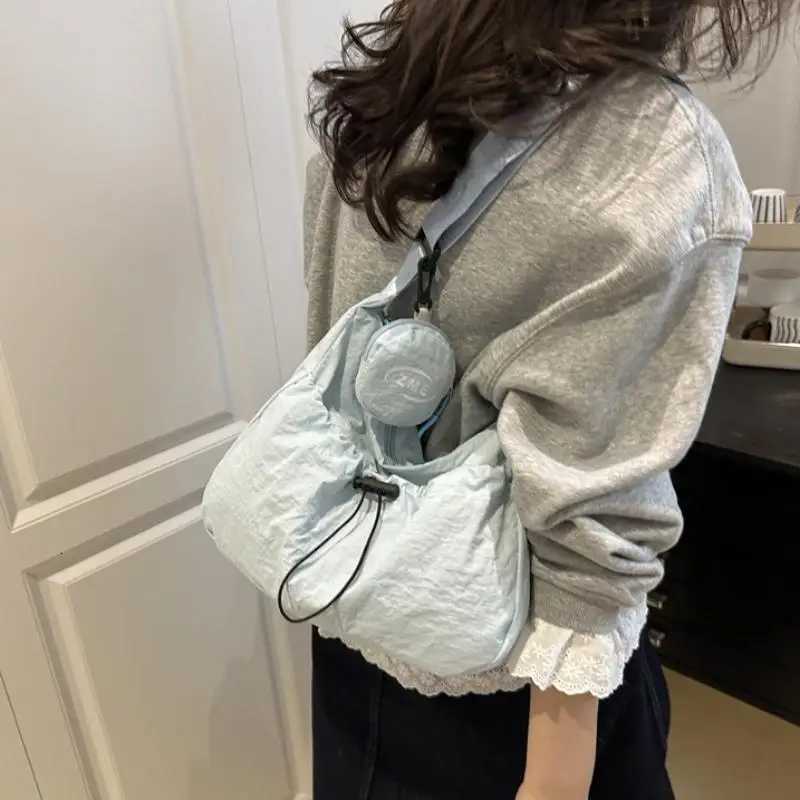 Shoulder Bags Casual Hobo Bag Soft Crinkle Nylon Lightweight with Detachable Mini Pouch Carrying H261016