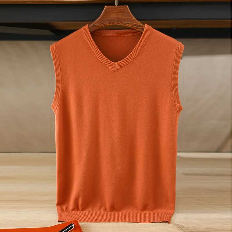 Men's Classic style Men's Vests knitting Cashmere Wool blend Vest V-collar Loose Solid Color High-quality Soft Keep Warm Sleeveless Sweate