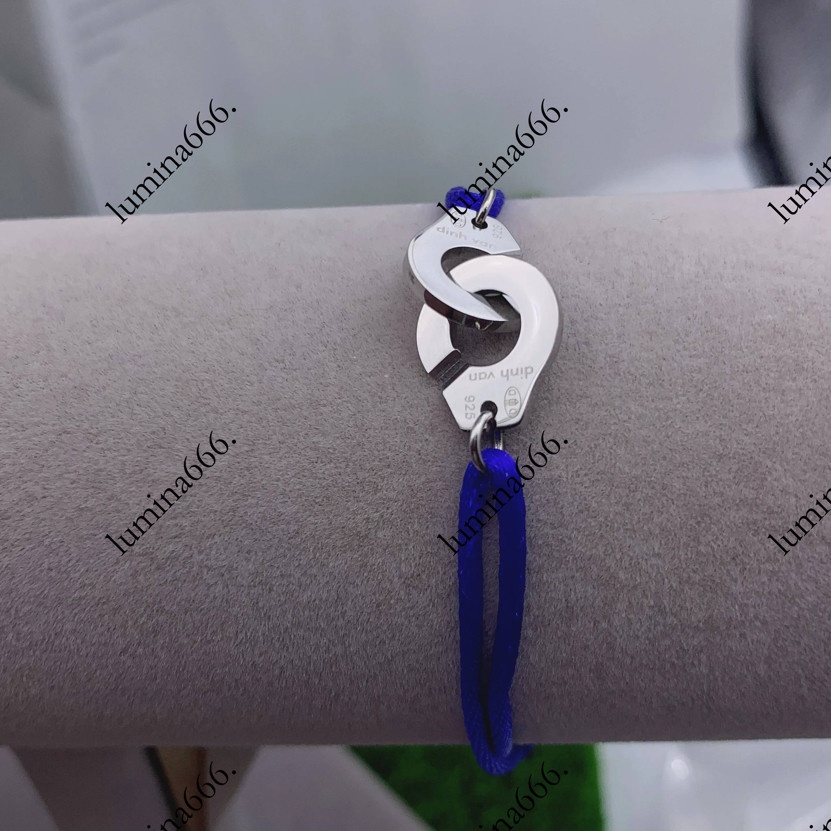 Designer FewDook 2026 New High Quailty Hand Woven Stainless Steel Handcuffs Couple Rope Bracelet Multi color titanium Ornament for Women