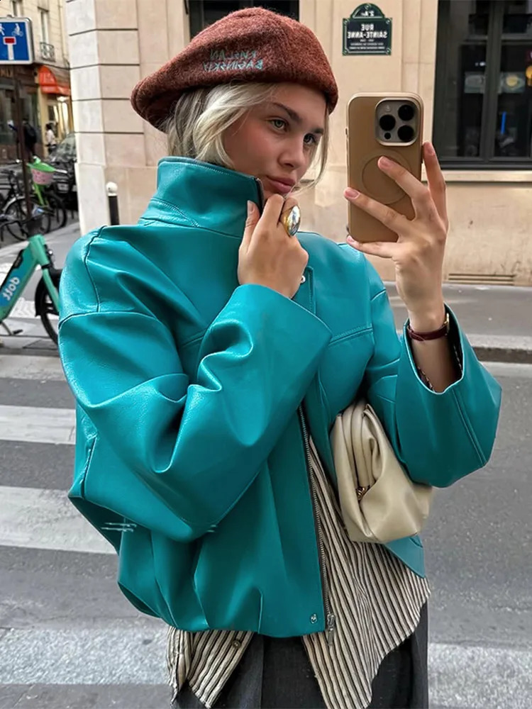 Womens Solid Faux Leather Jacket Stand Collar Zippers Long Wide Sleeves Cropped Coats 2026 Autumn Fashion Allmatch Streetwears 261017