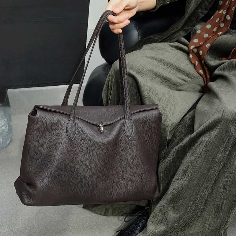 Evening Bags New Women's Genuine Suede Cowhide Tote Bag Large Capacity Designer Shoulder Handbag Office Commuter Ladies Tophandle Bag H261016