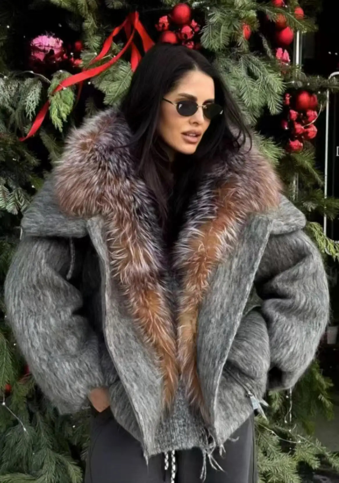 CXFS 2026 Winter Fashion Wool Coat Splicing Down Jacket Lining With Oversized Fox Fur Collar Thick Warm Women's Coat 261015