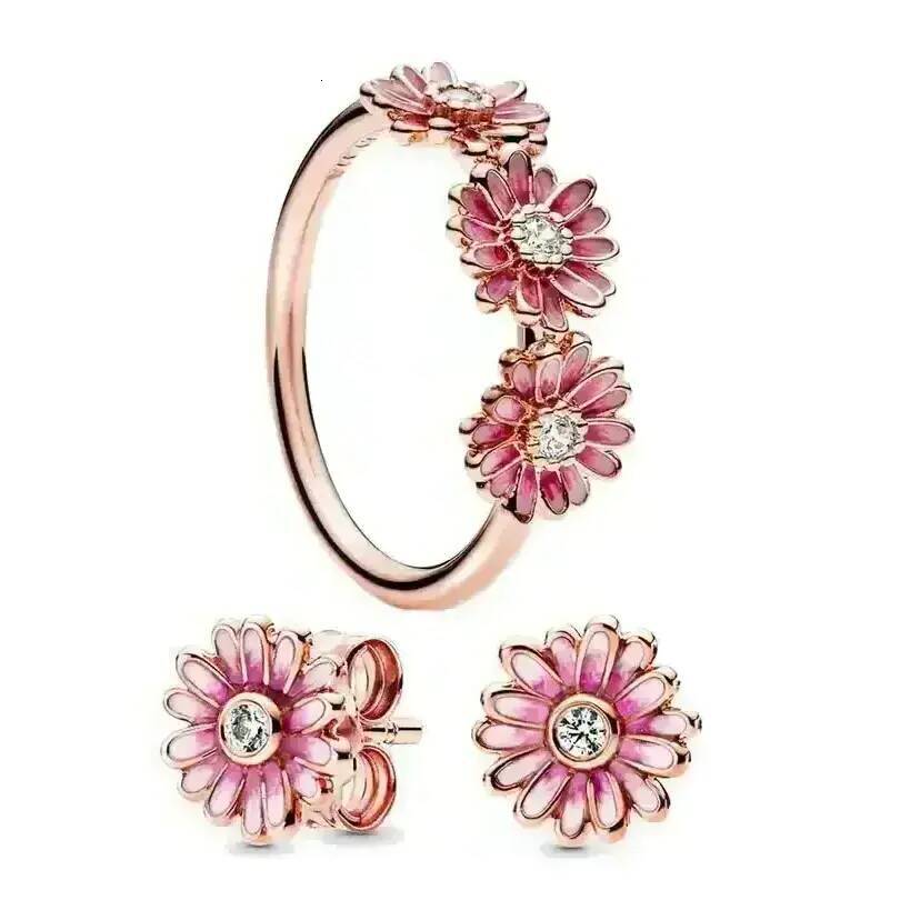 neous Universal Matching Jewelry Sets Pink Daisy Trio Ring Stud Set 925 Sterling Silver Luxurious RING Women Wedding Par