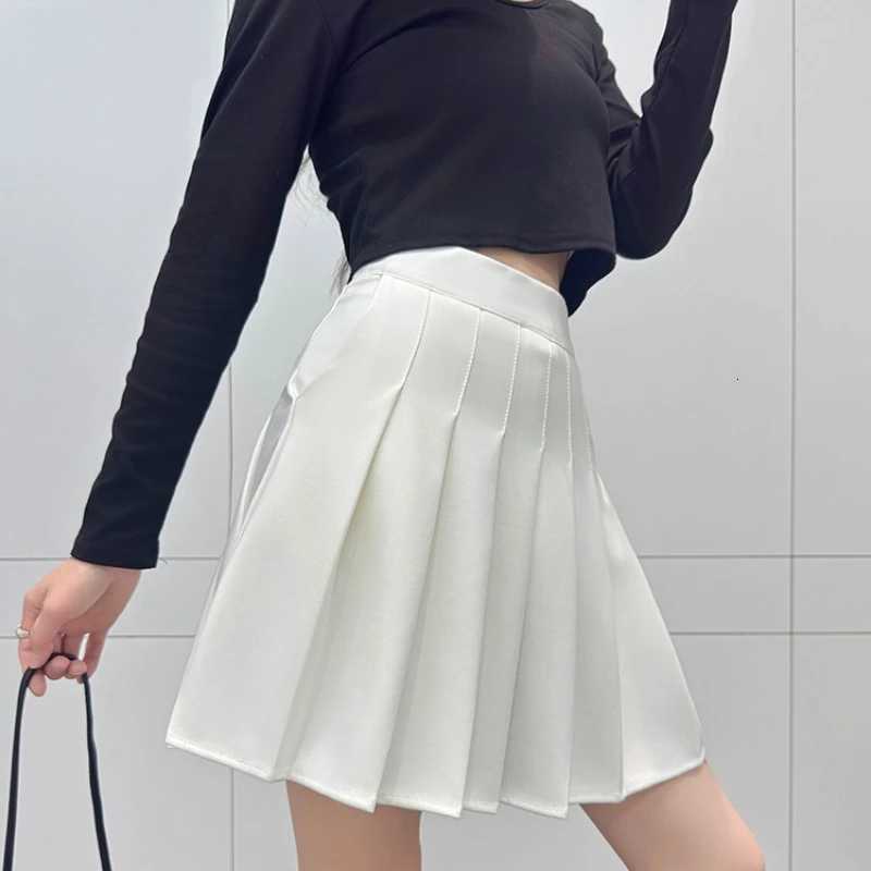 Elastic Skirts Pleated Waistband Skirt Preppy Style Skirt with Pockets Casual Summer Fashion Sweet Hottie College JK Black Women Skirt W261017