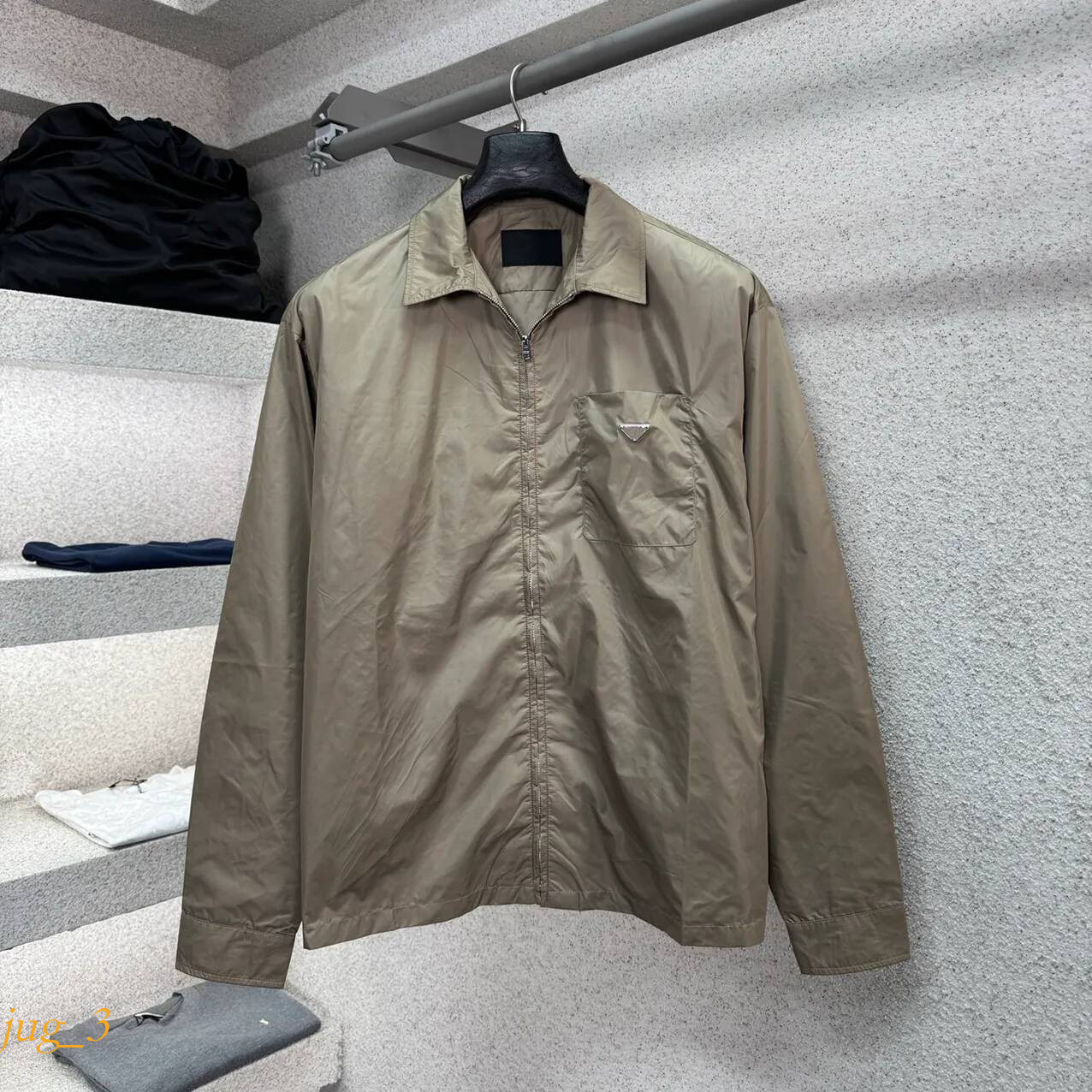 pradmen jacket Fashion Designer CoatHigh Quality Jacket Jackets Zipper lapel stripe Thin Casual Stylist Men's Shirt Short Coat Windbreake Europ