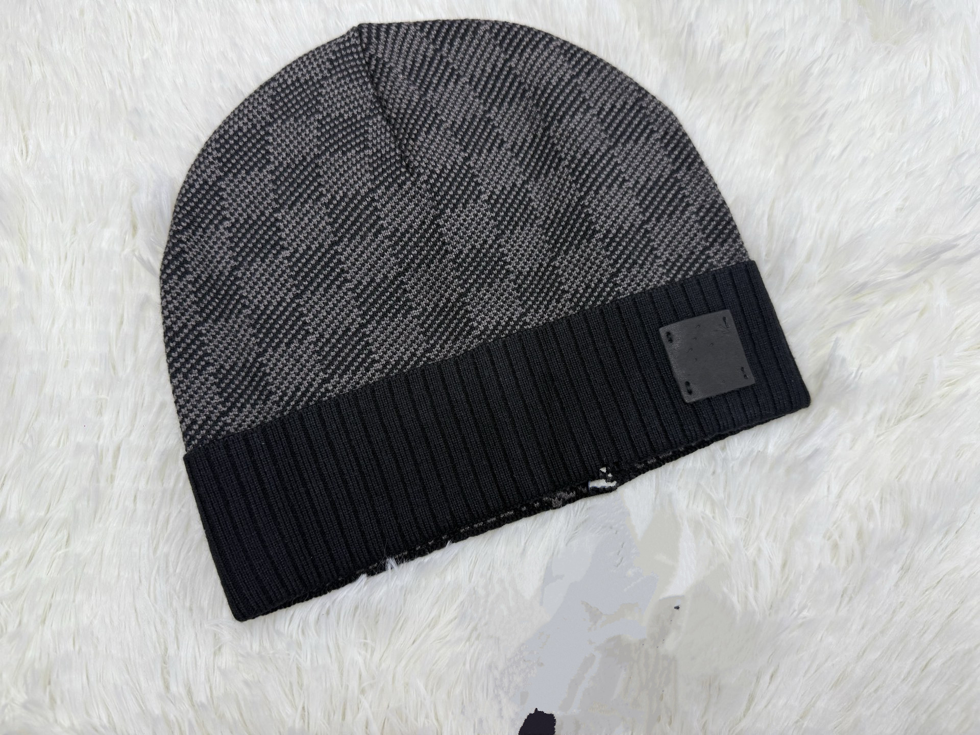 Winter Thermal Hat Keep Warm Beanie Skull Caps Designer Two Beanies Men Knitted Amri Hats Skull Caps Outdoor Women Uniesex Winter Beanie 9987