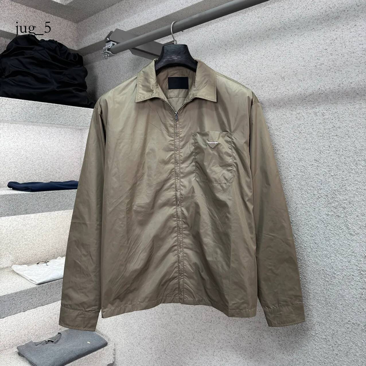 pradmen jacket Fashion Designer CoatHigh Quality Jacket Jackets Zipper lapel stripe Thin Casual Stylist Men's Shirt Short Coat Windbreake Europ