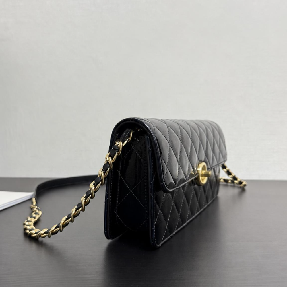 Baguette Flap Bag Oil Wax Leather Quilted Chain Shoulder Crossbody Practical Capacity Vintage Date Dinner Top-Tier Designer New Arrival