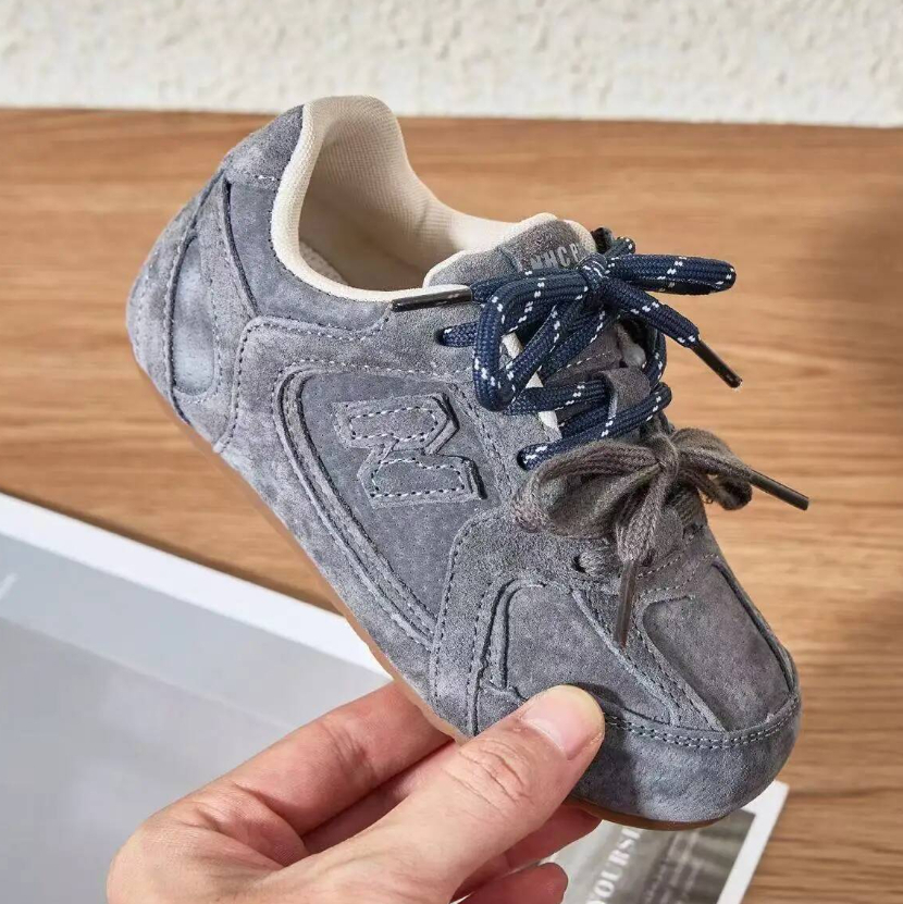 Autumn Outdoor Toddler Tennis Training Shoes Kpop Style Kids Leather Athletic Running Sneakers Thin Non Slip Sole Boys Girls Sports Footwear Daily T