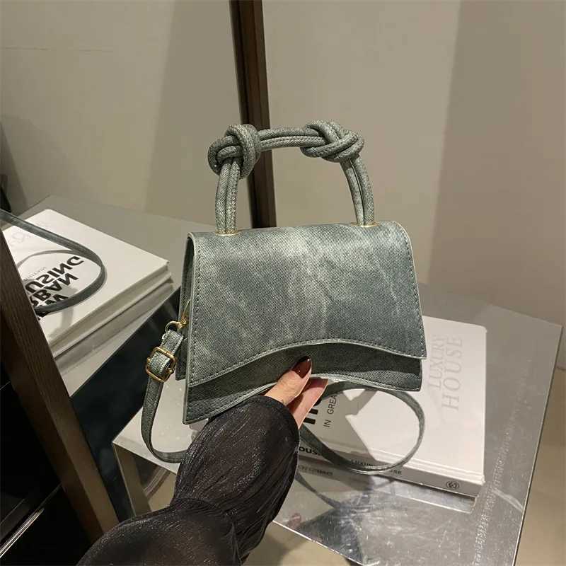 Evening Bags Fashionable Women's Shoulder Bag Pure Color Trendy Crossbody Bag Simple Casual Diagonal Bag Small Square Bags for Autumn bolsos H2