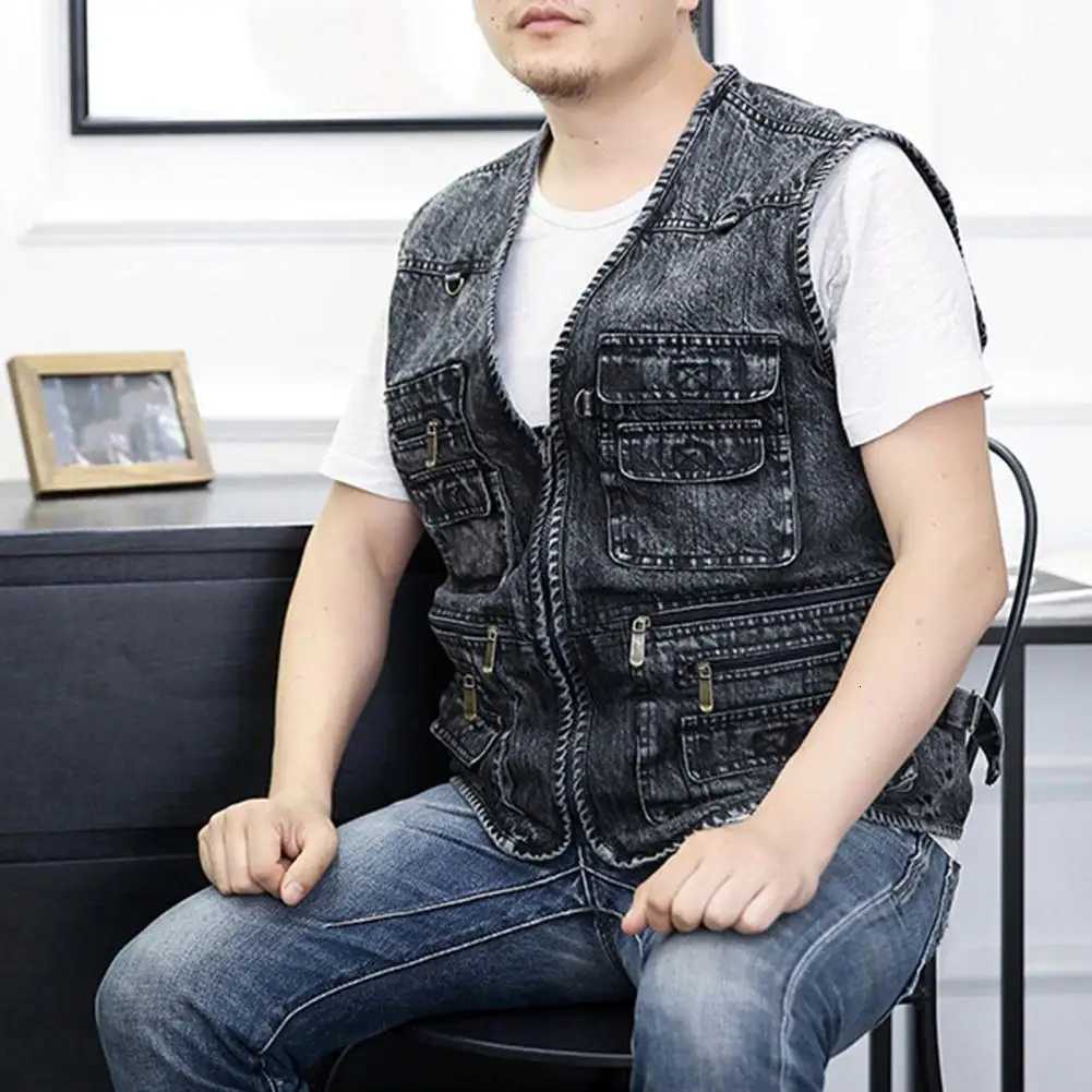 Vests Men Spring Autumn Men's Vest Coat Solid Color V Neck Sleeveless Multiple Pockets Denim Vest Loose Zippers Men Waistcoat For OuterwearW261