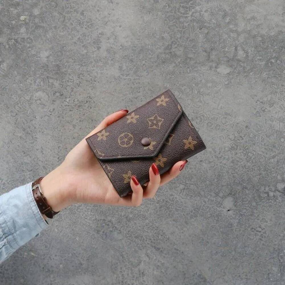 Wallet 2026 New Unisex Uxury Fashionable leather Canvas Wallet Multiple Card Slots Snap Multicolor Blue ID Window Long Short Purse T1