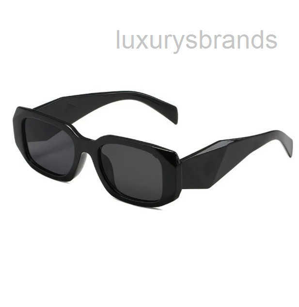 Sunglasses designer womens Mens Wearing hot selling senior Eyewear For Women eyeglasses frame Vintage Metal Sun Glasses