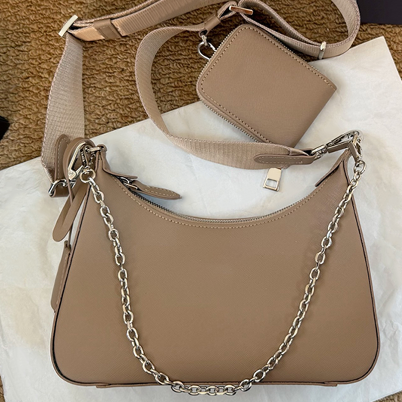 Retro three-in-one single-shoulder bag fashionable chain bag luxury designer bag women's underarm bag high-end handbag practical crossbody bag