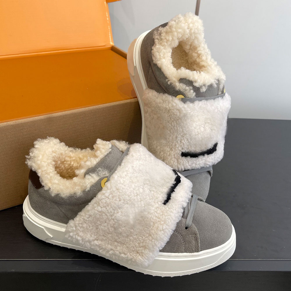 Womens Designer Sneaker Suede And Shearling Sneakers Luxury Upper Signature Logo Casual Sneaker Warm Comfort Autumn Winter Sneaker Shearling Lining