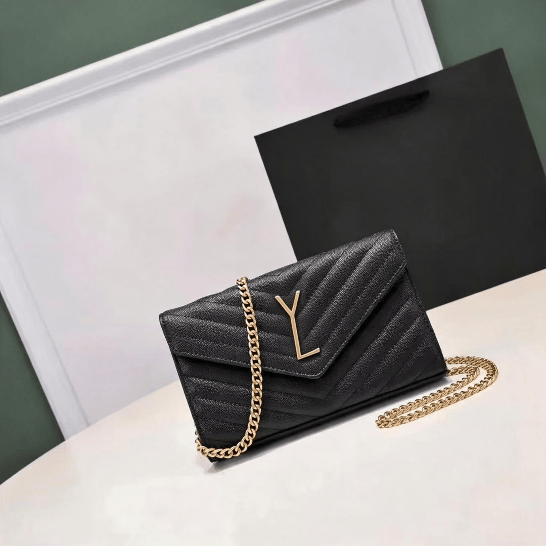 Luxurys leather envelope bag quilted chain Crossbody Purse handbag Womens classic flap Clutch Bag mens Shoulder tote Messenger Bag Evening Dress Bag