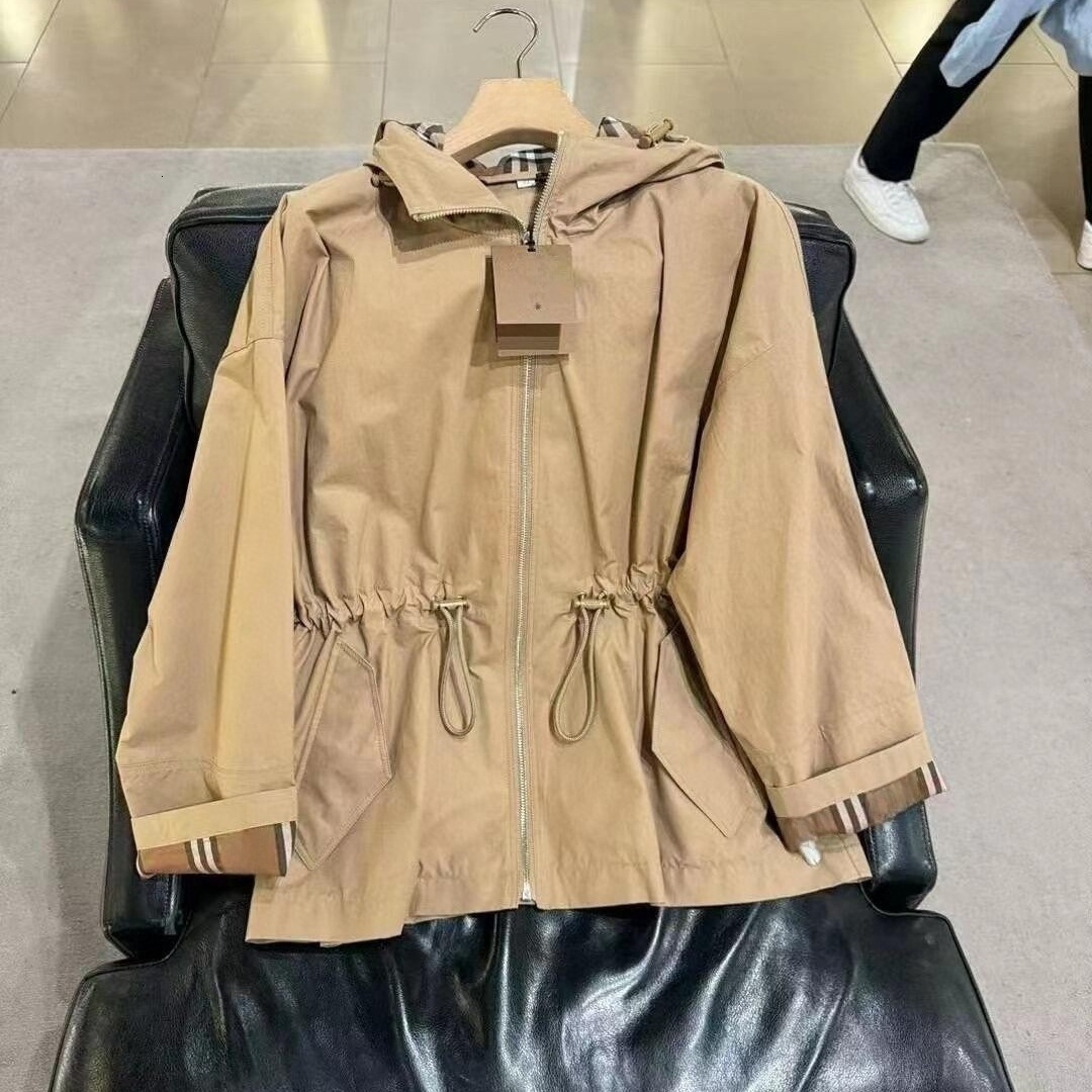 2026 New Model BBR Women's Short Hooded Drawstring Waist-Tightening Windbreaker Jacket, Korean Style Casual Versatile, Available in Khaki and B