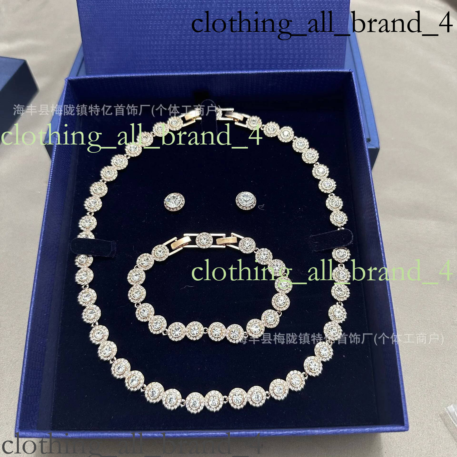 2026 New High Quality Designer Silver Fashion Jewelry Necklaces For Women Shi Family Round Button Full Diamond Necklace Bracelet Earnail Set 1B1