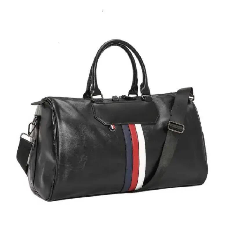 Bag Korean New Mens Large Capacity Fi Business Travel accessories Duffle Handbag High Quality Leather Shoder Bags Sports Fitness Totes Luggage