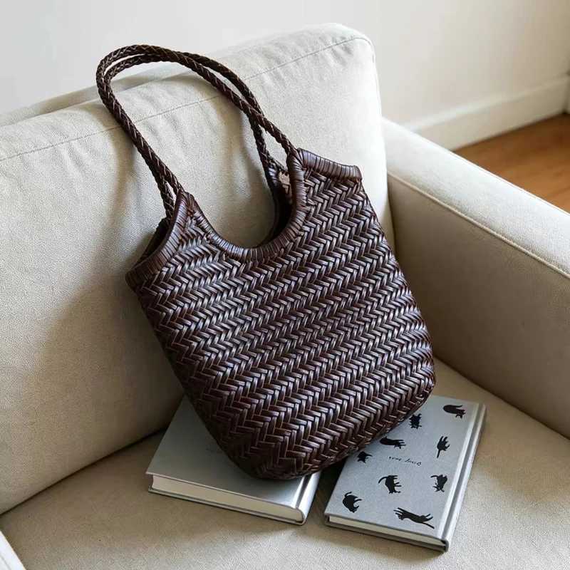 Evening Bags Cowhide Underarm Shoulder Bag Women Rattan Weaving Bucket Tote Bag Summer Beach Holiday Commute Hobo Top Handle Handbag H261016