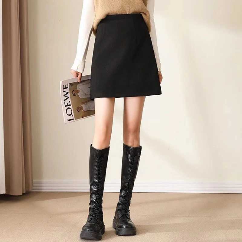 A-line Skirts Korean Female New Wool Skirts Lady Fashion Thin High Waist Skirts s Classic Retro Wrap Hip Short Dress W261017
