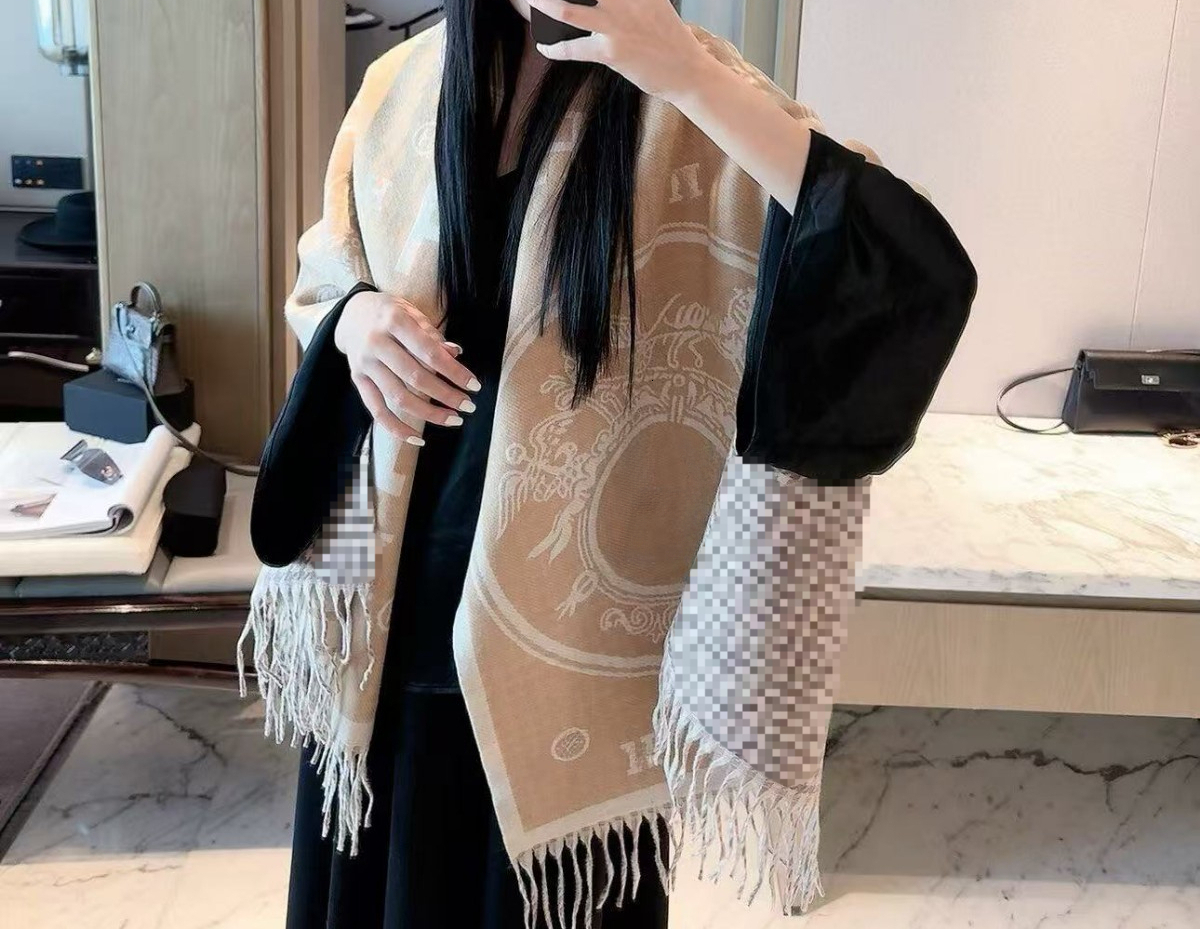 Designer Double-Sided Faux Cashmere Scarf, Thick Warm Letter Fringe Shawl, Fall Winter Fashion Versatile Unisex