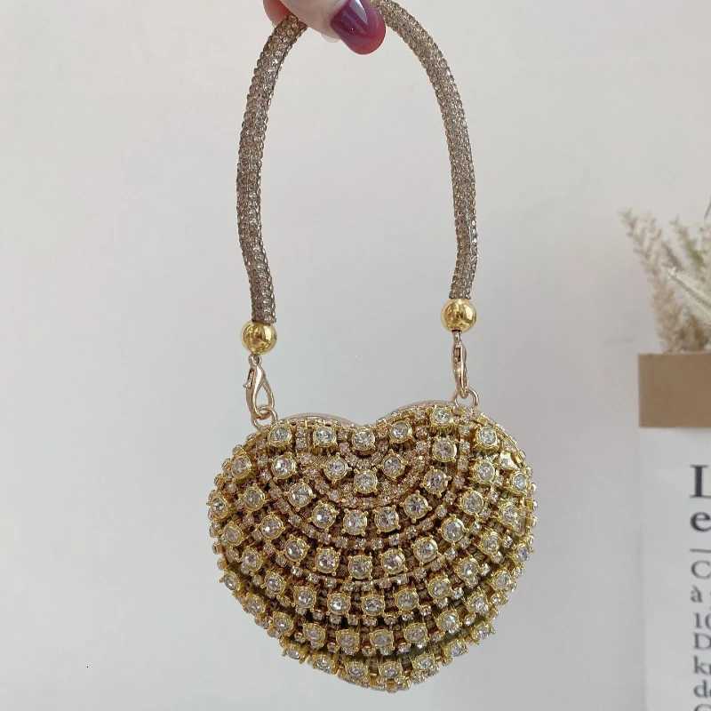 Shoulder Bags Heart Shape Diamond Evening Clutch Rhinestones Purse Ladies Fashion Bag Designer for Women Chain Shoulder Bag Small Bling H2610161
