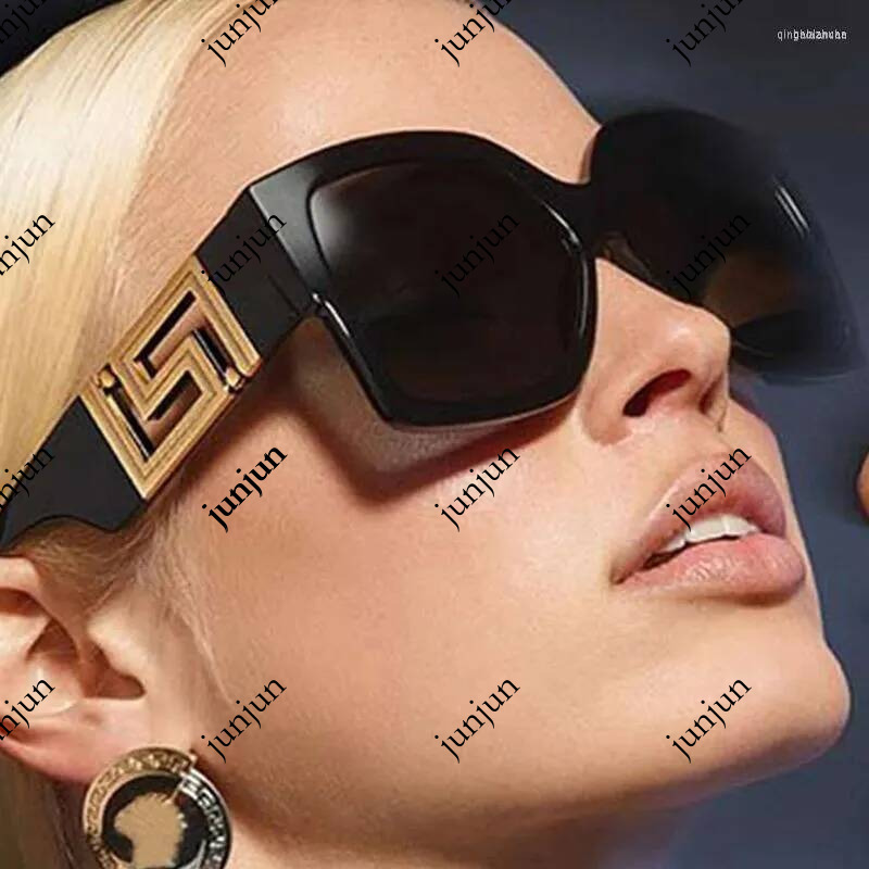 Sunglasses 2023 Fashion Classic Style Gradient Cool Women Vintage Brand Design Square Sun Glasses Large Frame