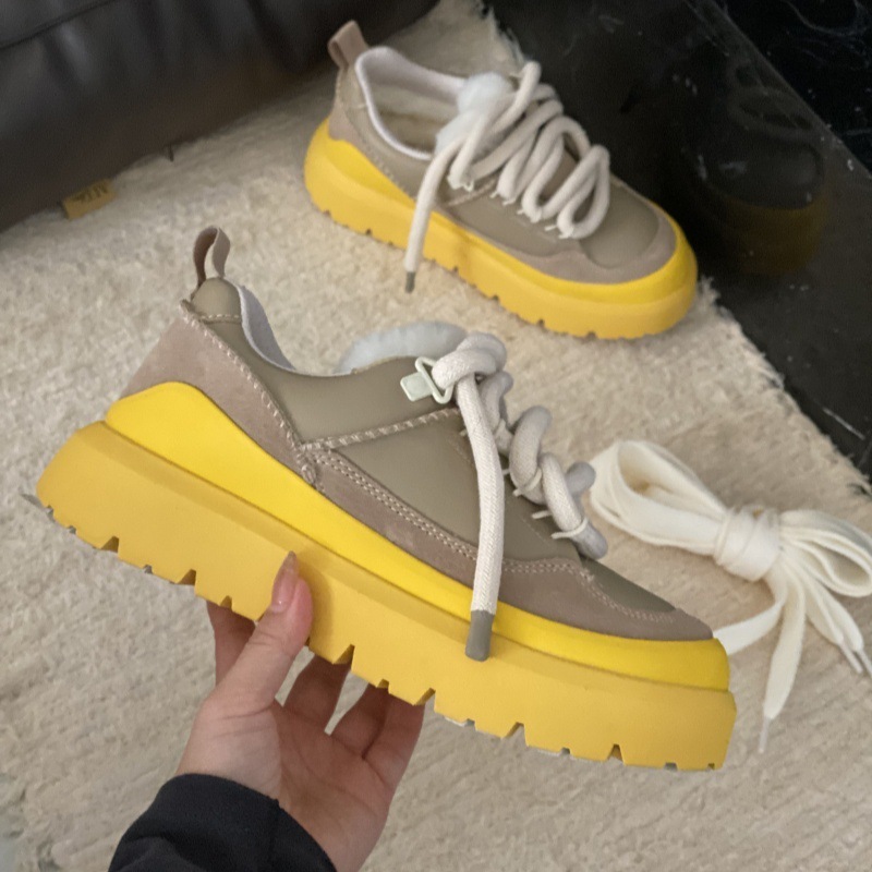Designer shoes new fur integrated lace up anti slip thick sole fashionable warm wool women's cotton shoes snow boots men's cotton shoes si
