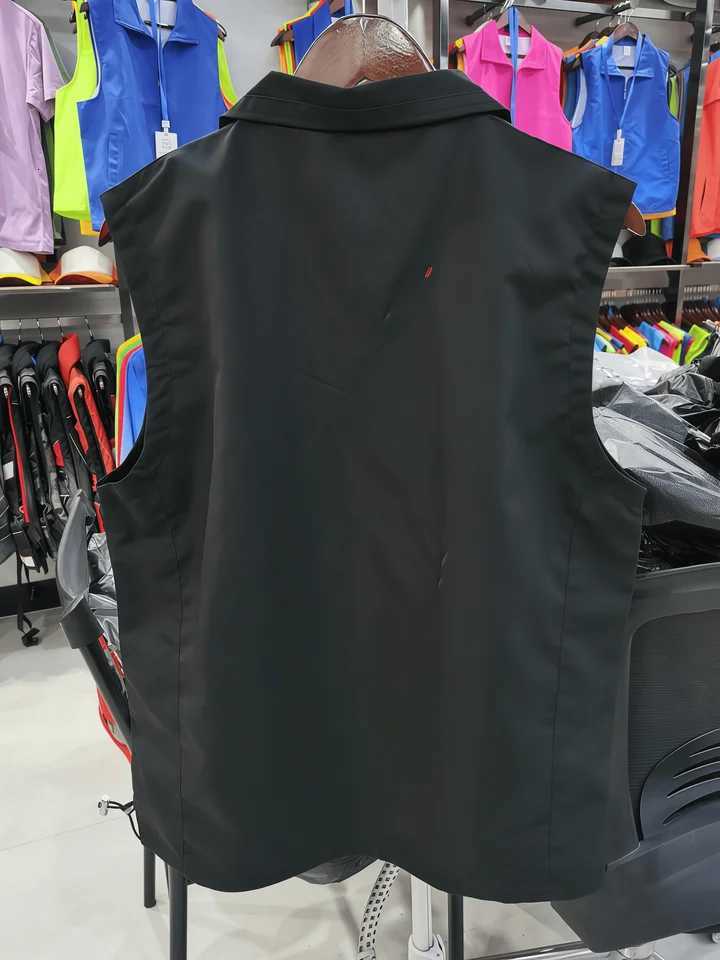 Sports Men's Vests 2026 New Work Jacket Custom-made Work Uniform with Business Style Multi-pocketed Advertising VestW261017