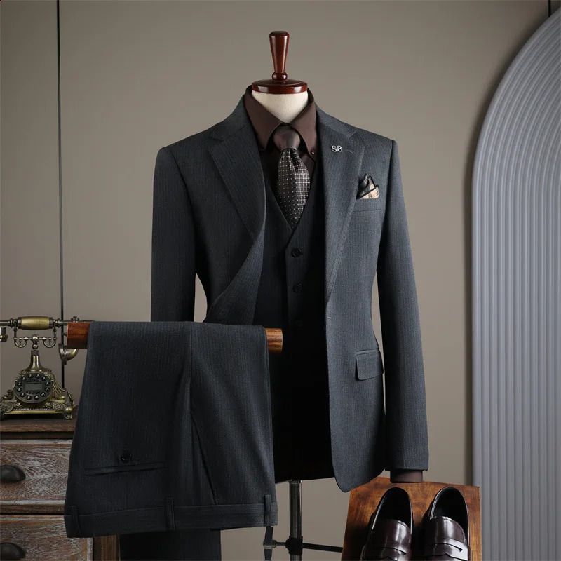 Advanced Style Suit Set Mens Business Suits Professional Formal Wear Twopiece Black Prom Tuxedos Big and Tall Clothes For Men 261017