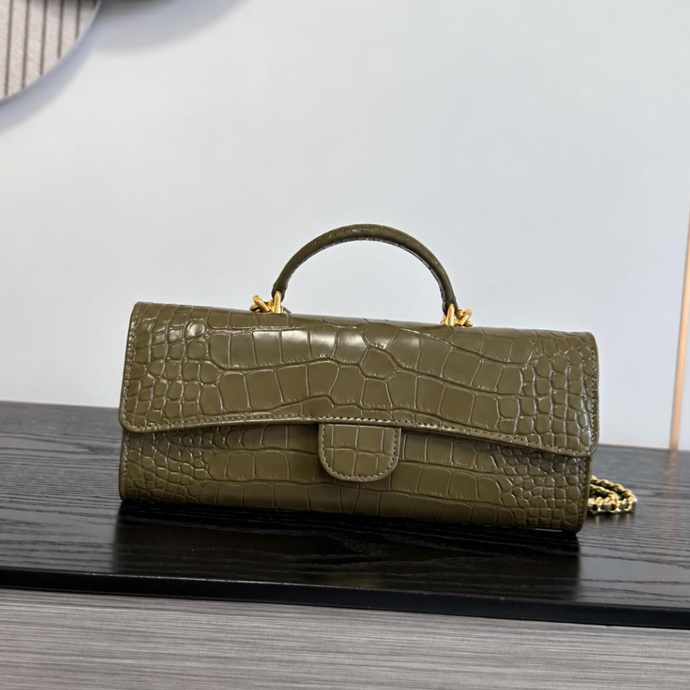 East West Baguette Flap Bag 26K Croc Embossed Cowhide Top Handle Chain Shoulder Crossbody Phone Friendly Elegant Dinner Party Top-Tier Designer New