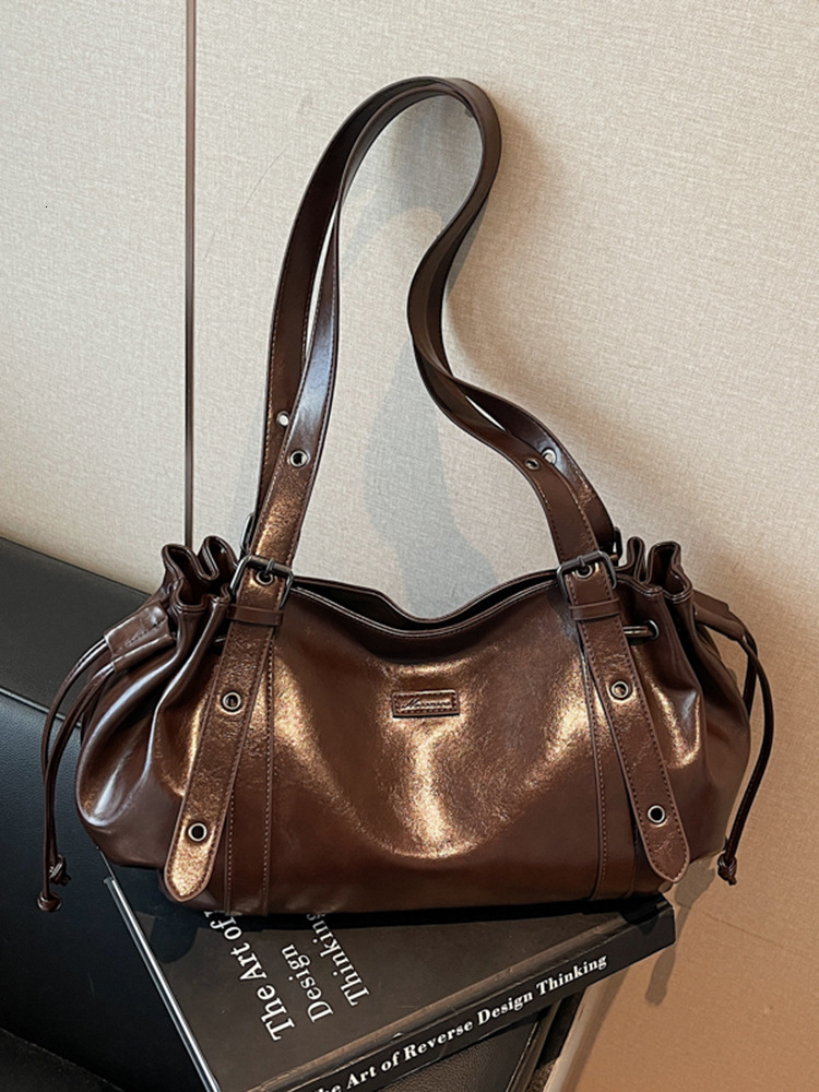 2026 New New Vintage Niche Tote Large Capacity Women S Light Luxury Pleated Underarm Autumn Single Shoulder Bag Free Shipping Free Shipping