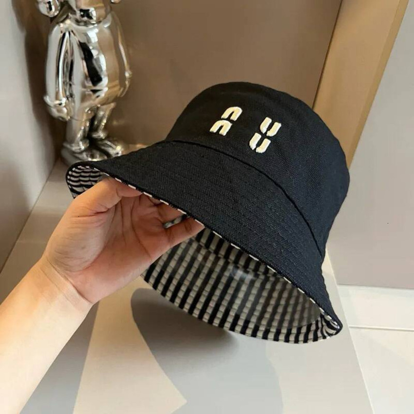 Wide Brim Hat Wide Brim Hat Luxury Designer Fisherman Bucket fisherman Black White Stripes Double Sided Wear Embroidered Logo European And American
