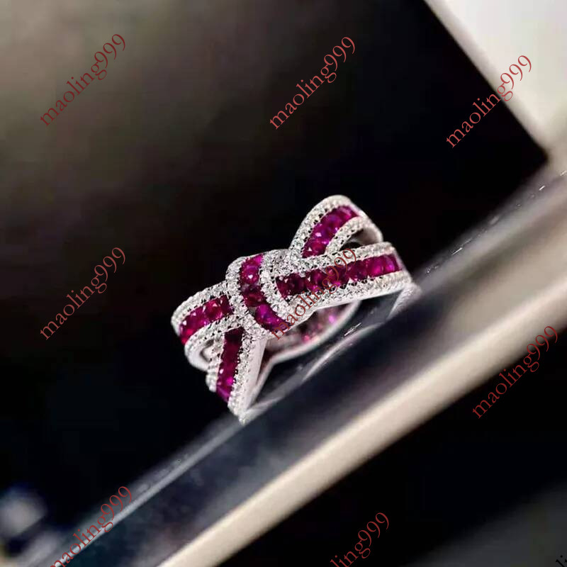 2024 Choucong Brand Wedding Rings Classical Jewelry 925 Sterling Silver Blue Sapphire Round Cut Zircon CZ Diamond Elegant Bow Women Cross Band Ri