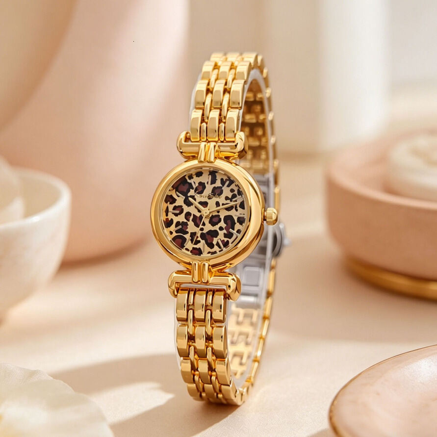 ng New Leopard Print Gold Steel Strap quartz Watch, High-End Vintage Retro Small Dial Women's For ladies Cross-Border Trade ljh456