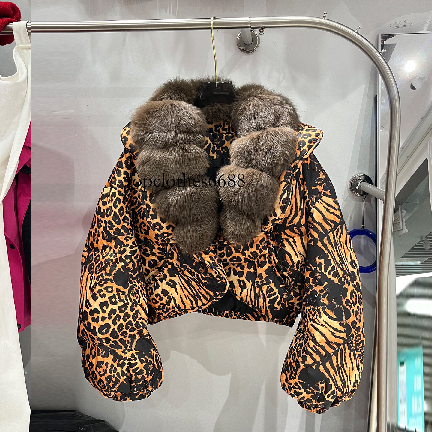 2026 Winter New Leopard Print Down Jacket with Fox Fur Collar for Women, Short, Thick, Warm, Loose, Casual Coat