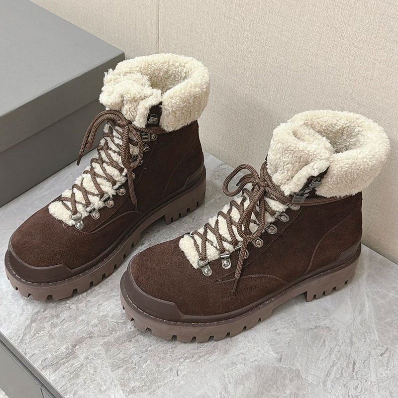 Womens Combat Strike Winter Boot in Noce designer fashion week snow boots mens womens autumn winter boots suede leather upper comfortable warm wool
