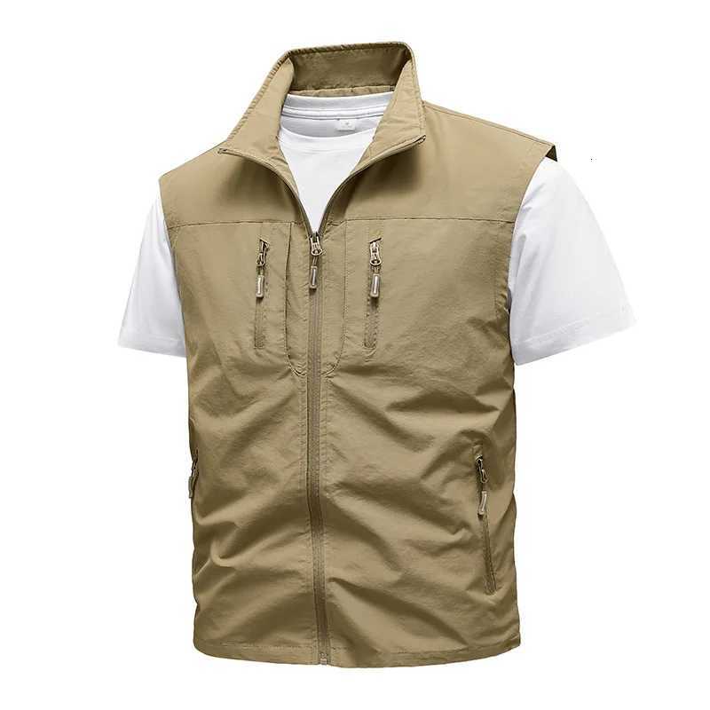 Size Men's Vests Sleeveless Plus Vest Men's Summer Loose Multi Zipper Pocket Fishing Waistcoat Casual Stand Collar Retro Hunting JacketW26