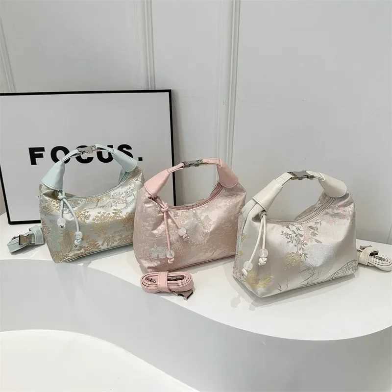 Shoulder Bags Fashion Women Embroidery Shoulder Bag Nylon Pearl Pendant Bucket Bag Versatile Handbag Women Crossbody Bags H261016