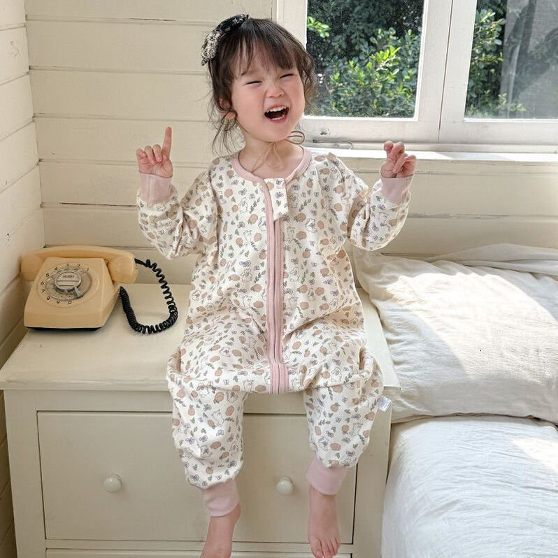cologne perfume Spring And Autumn Style Zippered Baby Fleece Warm Sleeping Bag Jumpsuit, Long-Sleeved Children's Pajamas For Girls, 2026 New/