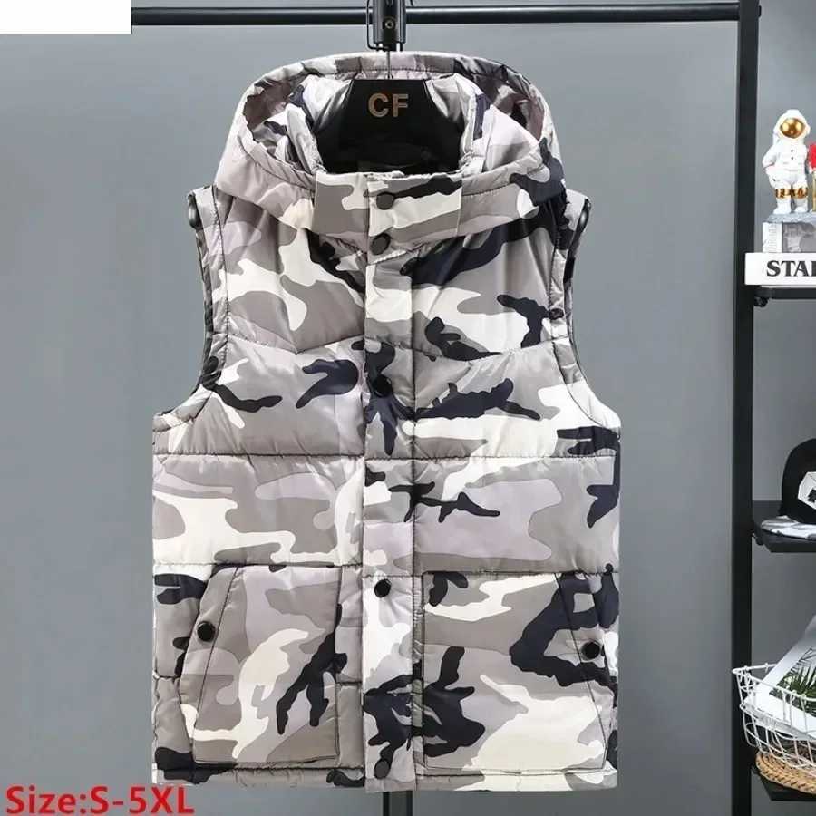 Vests Men's Camouflage Vest Men's Top Thickened Cotton-padded Vest Winter Waterproof Warm Sleeveless Jacket Men Hooded Casual WaistcoatW26