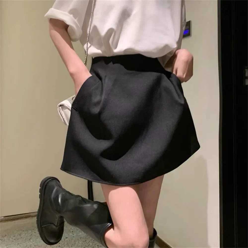 Style Skirts Korean Suit Work Skirts Summer New Design Black White High Waist Short Skirts Women All-Match Pocket A-Line Skirt Female W261017