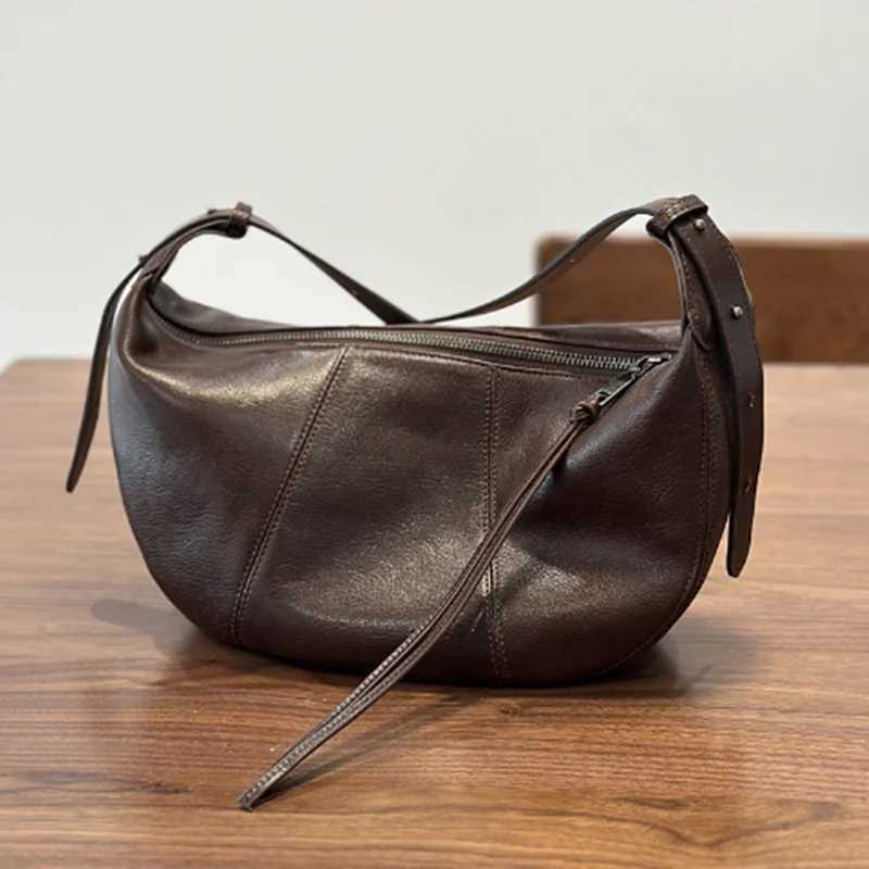 Evening Bags 2026 New Genuine Leather Women's Bag Top Layer Cowhide Crossbody Casual Bag Crescent-Shaped Saddle Single-Shoulder Bag H261016