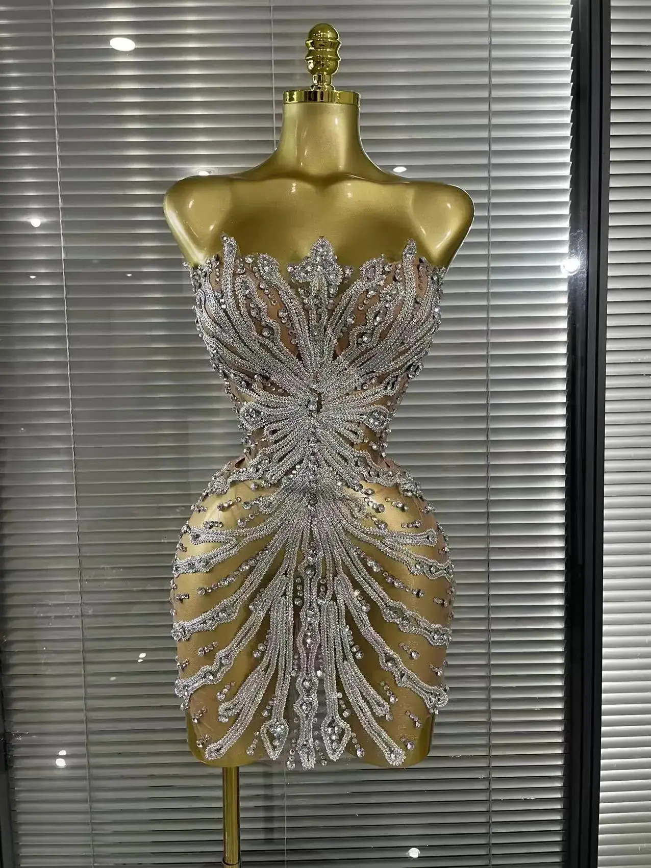 Urban Sexy Dress Shining Sequins Women Sexy Strapless Mesh See Through Bodycon Mini Dress Nightclub Party Celebrate Birthday Stage bodycon Wear Wome