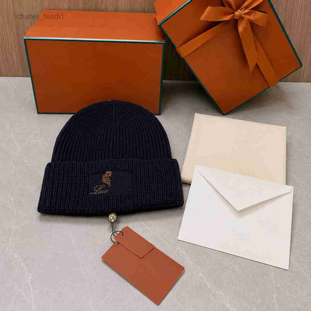 Designer loro beanie cap hat men bonnet for women winter hats brand knitwear hat solid letter high quality prevalent versatile beanie warm letter de
