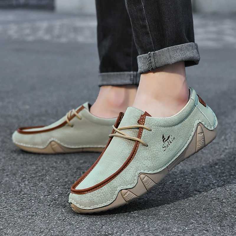 Casual Shoes New 2026 Fashion Handmade Leather Casual Men Shoes Design Sneakers Man Loafers Breathable Low Top Flat Shoes Driving Plus Size H261016